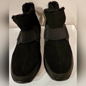Alegria/Traq Black Ankle Boots